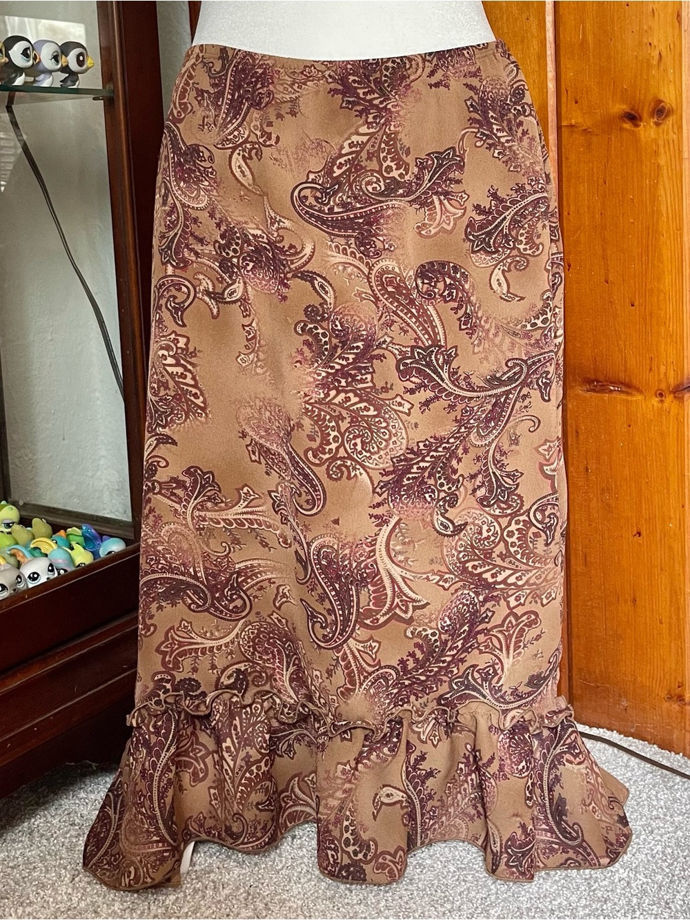 Brown Paisley Ruffled Hem Maxi Skirt Size S-M